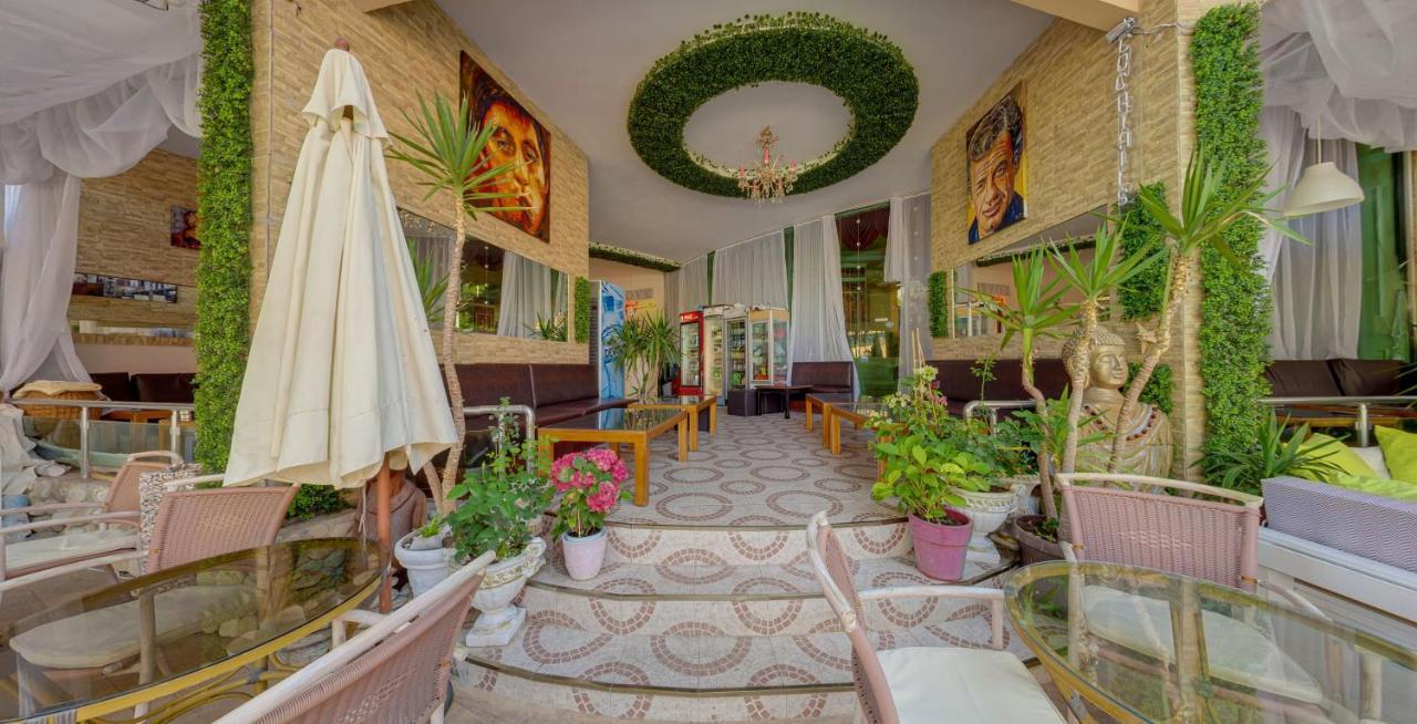 סאני ביץ' Mena Palace Hotel מראה חיצוני תמונה