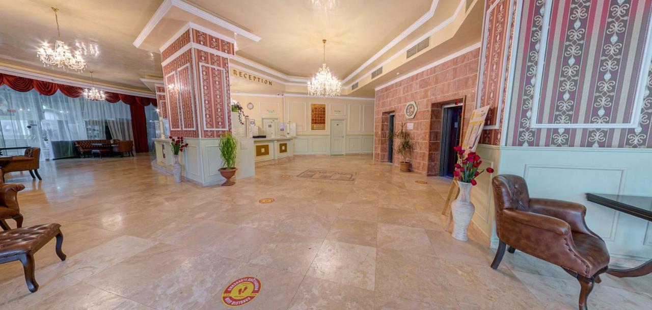 סאני ביץ' Mena Palace Hotel מראה חיצוני תמונה