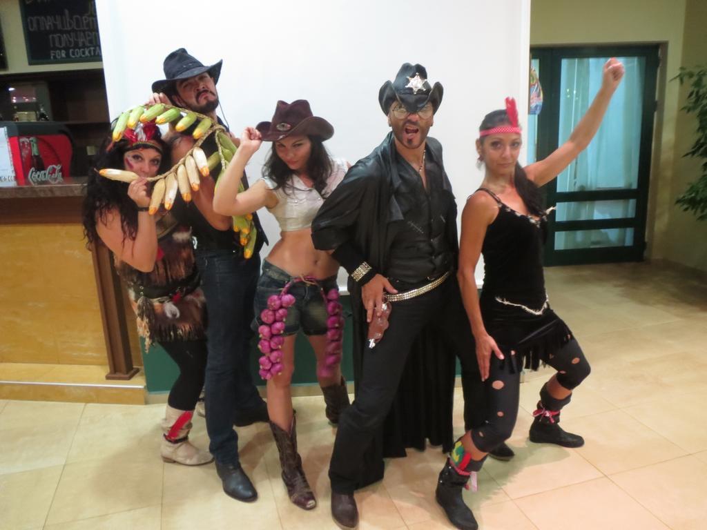 סאני ביץ' Mena Palace Hotel מראה חיצוני תמונה